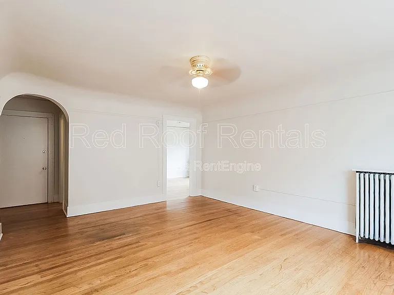1319 6th Ave E #C — Photo 9