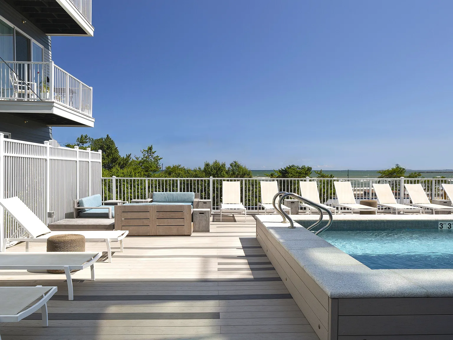 Ocean 650 — Photo 2