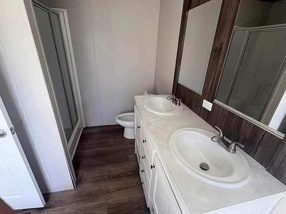 4th image of 7811B Lazy Ln