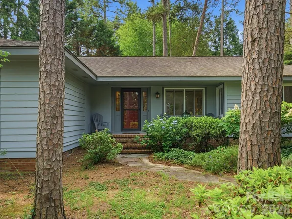 26 Honeysuckle Woods, Lake Wylie, SC 29710