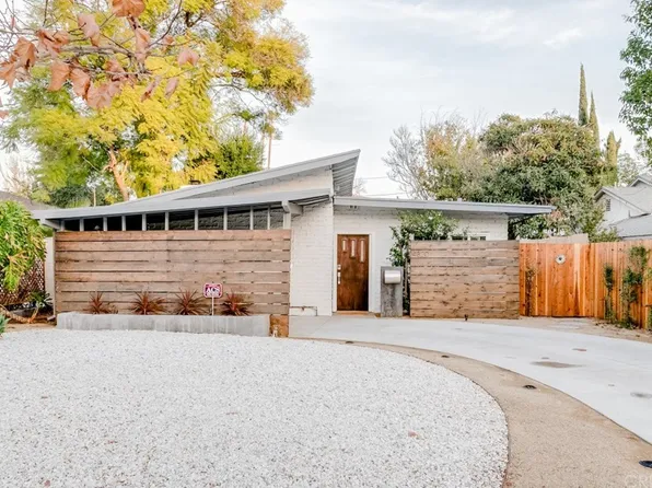4820 Lennox Ave, Sherman Oaks, CA 91423