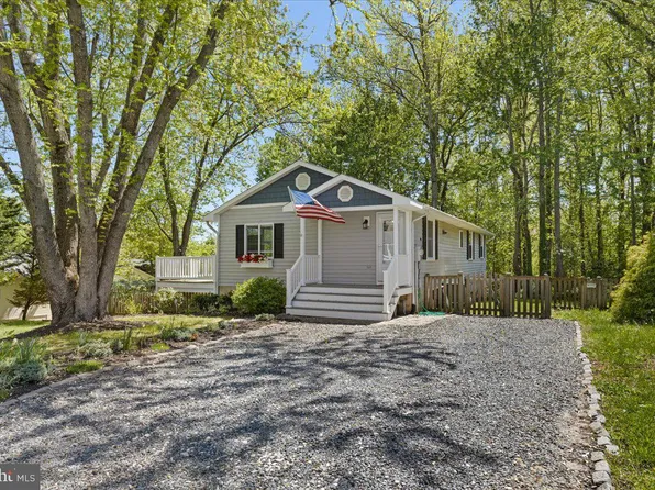 3719 3rd St, North Beach, MD 20714