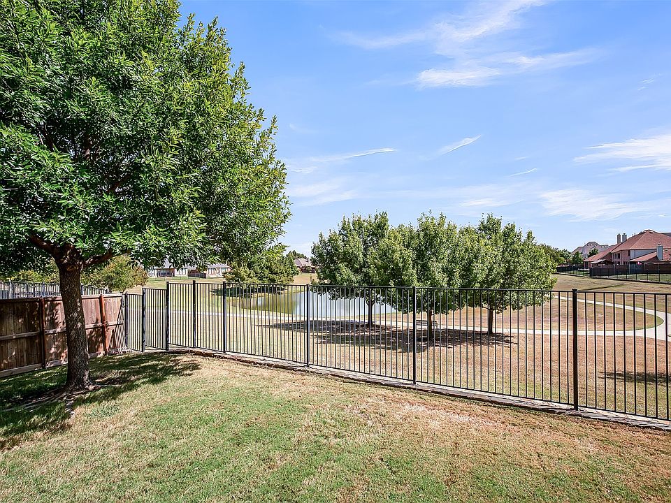 1st image of 2723 Portside Dr