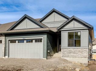 644 S Shawnee Ter SW, Calgary, AB T2Y0T5