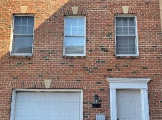 855 Barnaby St SE, Washington, DC 20032