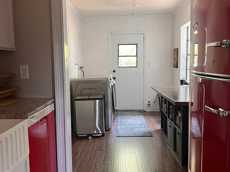 1663 Knollwood Cir — Photo 35