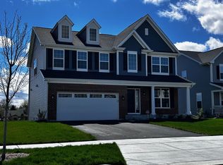 10855 Saxony St, Huntley, IL 60142