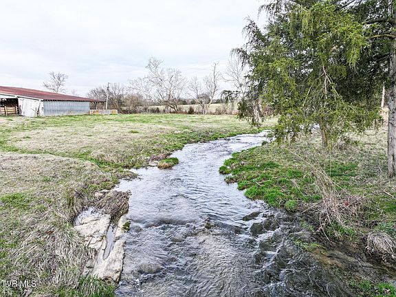 4th image of 2512 Old Parrottsville Hwy