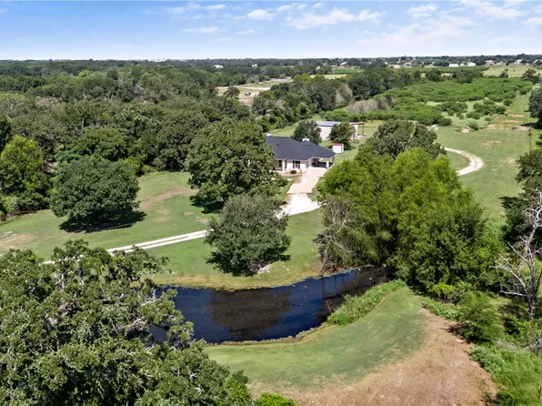 6701 Old Reliance Rd, Bryan, TX 77808