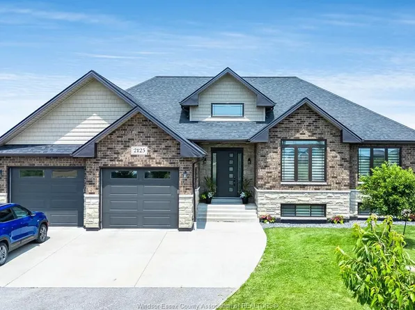 2125 Fox Run Rd, Leamington, ON N8H 3V7