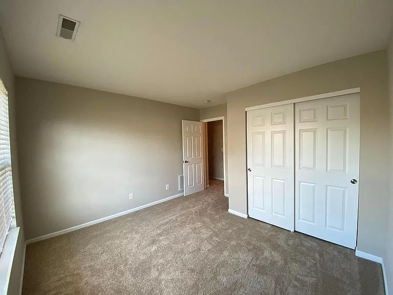 1238 Park Dr — Photo 19