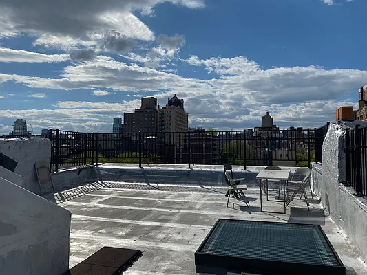 Rented by Living New York | media 25