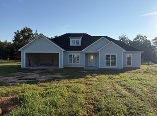 111 Brompton Dr, Leesburg, GA 31763