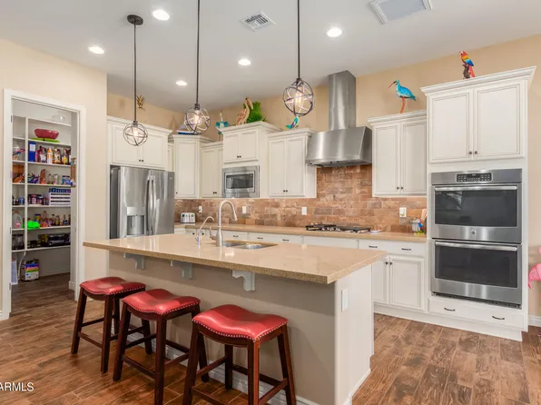 10224 W GAMBIT Trail, Peoria, AZ 85383