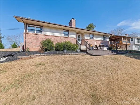 331 Haywood Dr, Canton, NC 28716