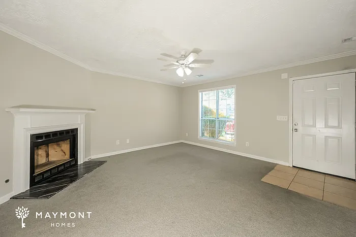 5713 Wells Cir — Photo 4