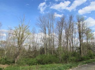 E Meadow Dr, Pawling, NY 12564