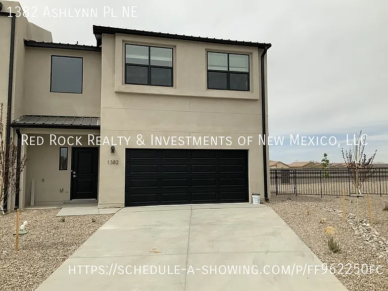 1382 Ashlynn Loop NE — Photo 1