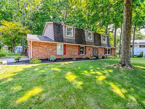 3rd image of 6040 Oak Hill Ln