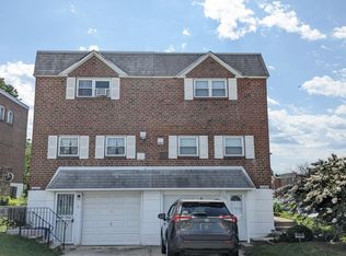 10223 Selmer Plz, Philadelphia, PA 19116