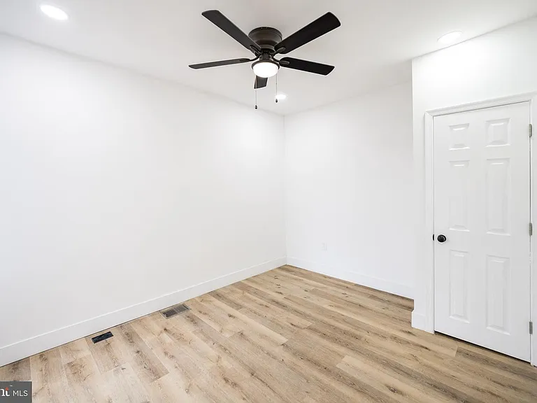 3712 Manayunk Ave — Photo 26