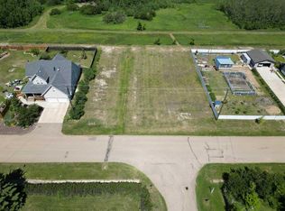 5004 50th Ave, Thorsby, AB T0C2P0