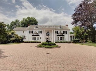 2445 Ridgeway Rd, Dayton, OH 45419