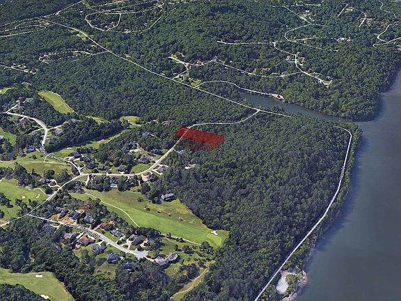 5th image of 6913 River Run Dr
