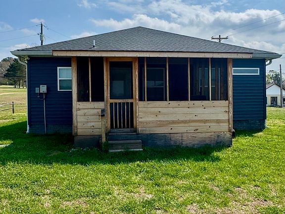 5th image of 1663 Welcome Valley Rd