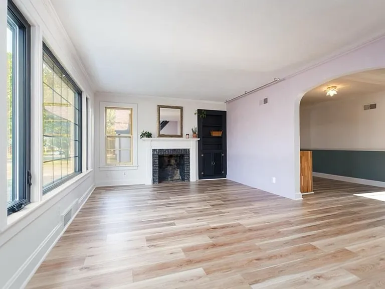 2114 Robin Rd — Photo 5