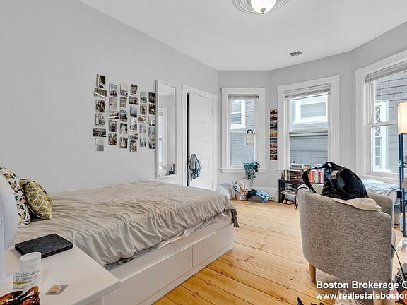 5th image of 184 Saint Alphonsus St #4