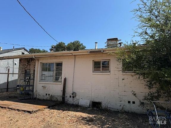 2nd image of 817 Brigham Avenue