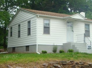 22 Craigie Ave, Lawrence Township, NJ 08648