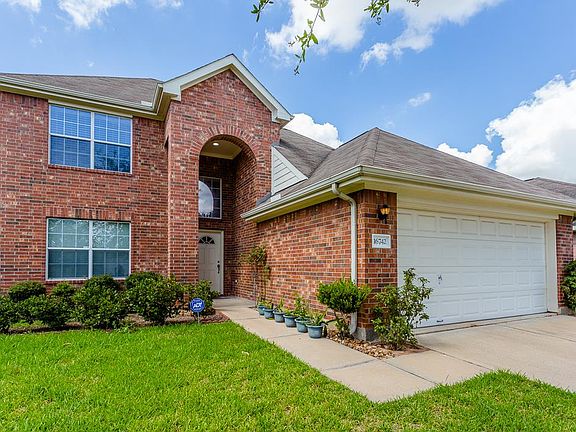 2nd image of 16742 Carrollton Creek Ln