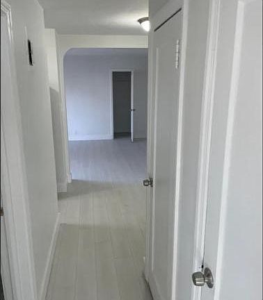 4th image of 22 N Carpenter Ter
