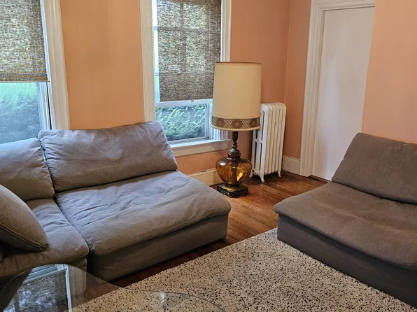 (undisclosed Address), Pawtucket, RI 02860