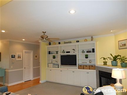 Living Room built-in Cabinets