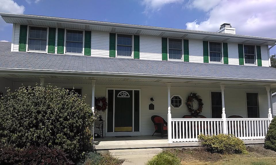 1st image of 512 Clover Ct