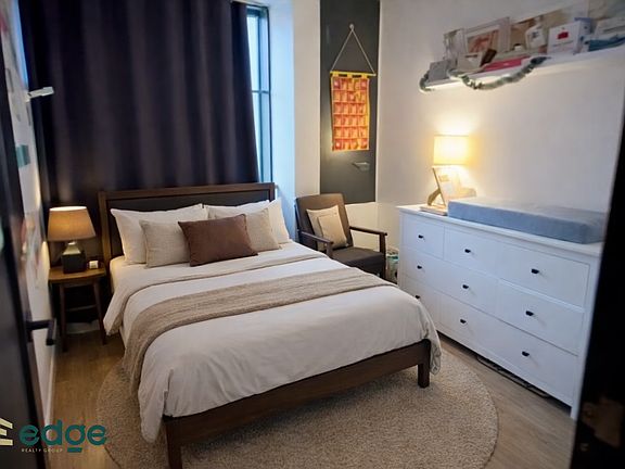 4th image of 82 Jefferson St #1E