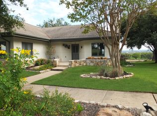 1713 Clubhouse Hill Dr, Spicewood, TX 78669