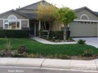 820 Fetzer Ct, Oakley, CA 94561