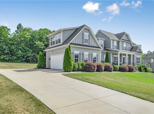 7105 Lambert Lake Rd, Stokesdale, NC 27357