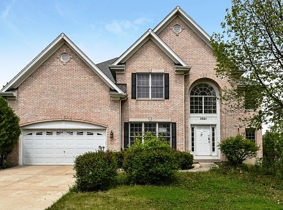 2nd image of 3920 Gladstone Dr