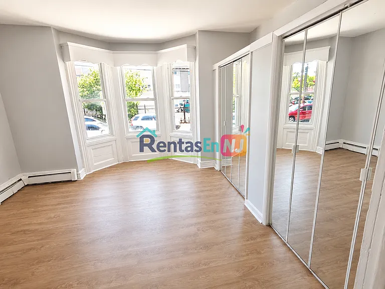 66 Hudson St #1 — Photo 3