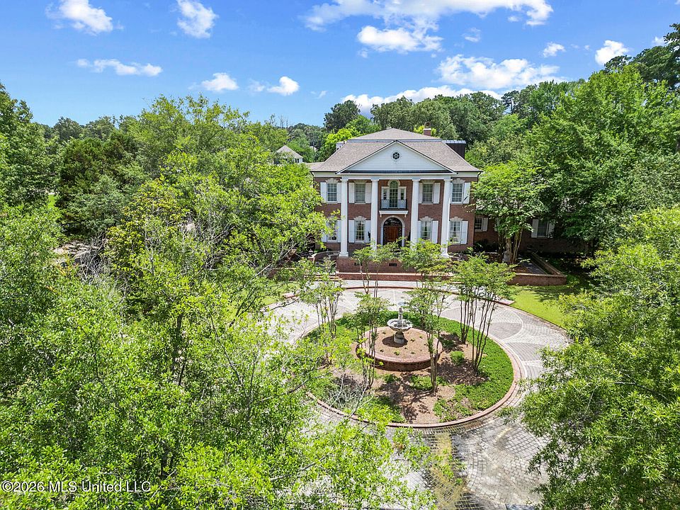 76th image of 147 Chantilly Dr