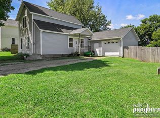73 Probasco St, Casnovia, MI 49318
