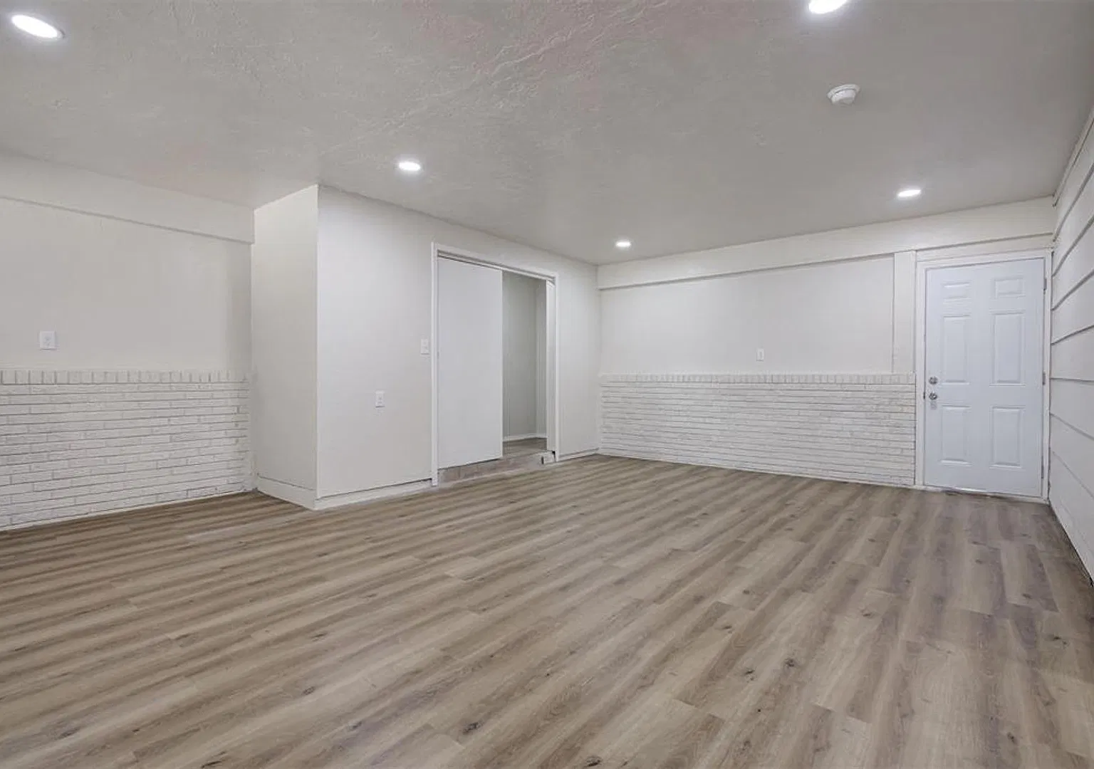 Move In Ready Home with Remodeled Interior and Bonus Space — Photo 3