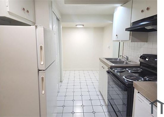 1st image of 4720 E 8th Ave APT 3