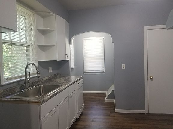 4th image of 4818 S 19th St