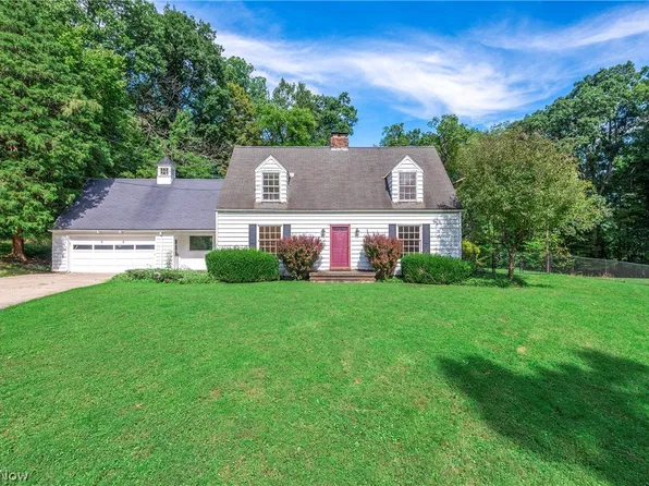 1563 Stine Rd, Peninsula, OH 44264